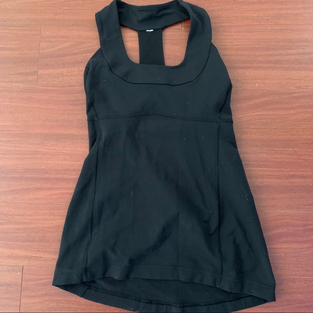 Lululemon black tank